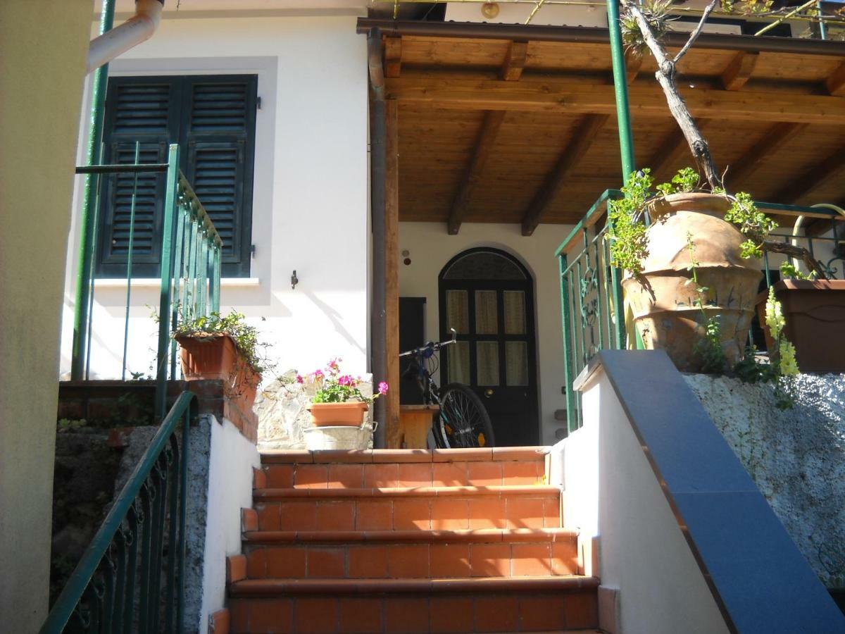 Come A Casa Deiva Marina Bagian luar foto
