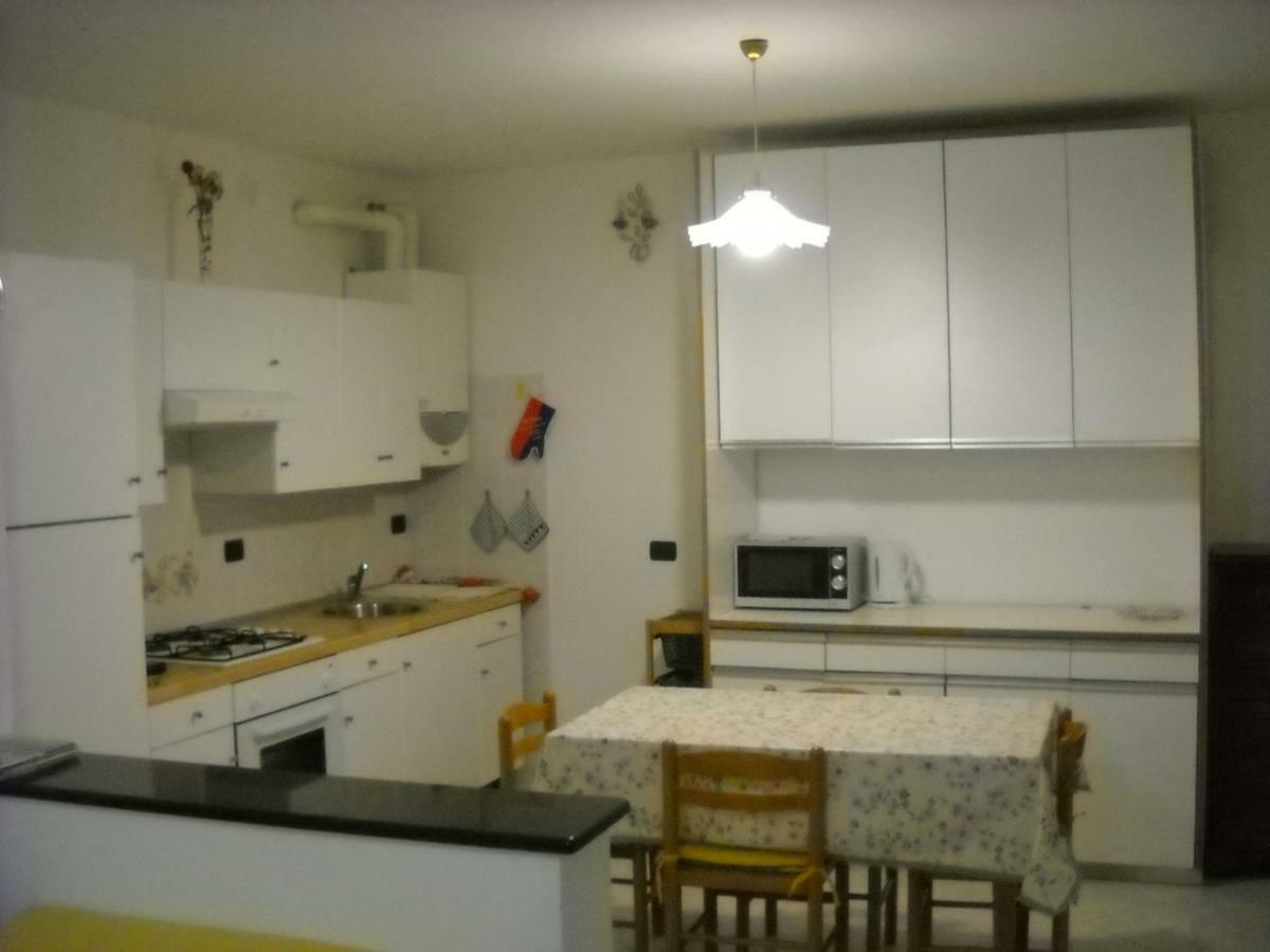 Come A Casa Deiva Marina Bagian luar foto