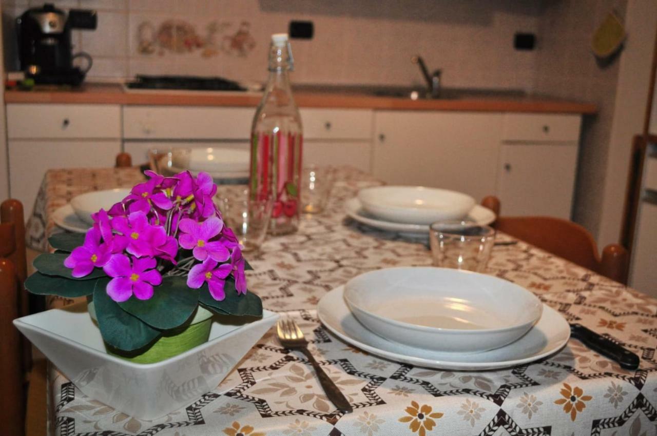 Come A Casa Deiva Marina Bagian luar foto